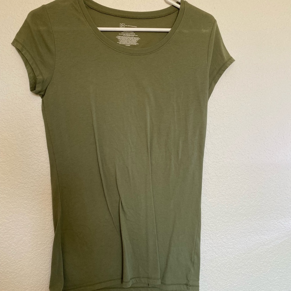 Green tshirt